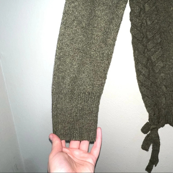 Garage Olive Green Braided Lace-up Side Knit Plush Sweater Small Women’s - Picture 4 of 11